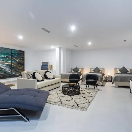 Morris By Interhome *
