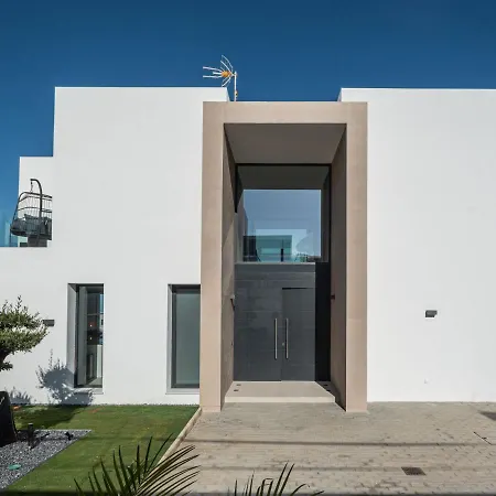 Morris By Interhome Manilva